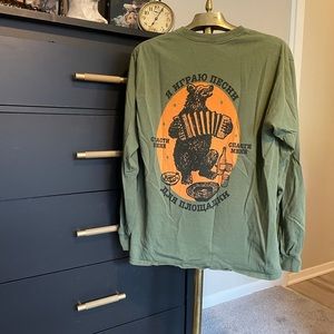 Long sleeve graphic shirt